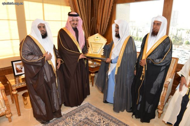 الأمير فيصل بن خالد بن عبدالعزيز الرئيس الفخري لتحفيظ البرك